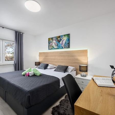 Apartment S&M Heart Of PUY 외부 사진