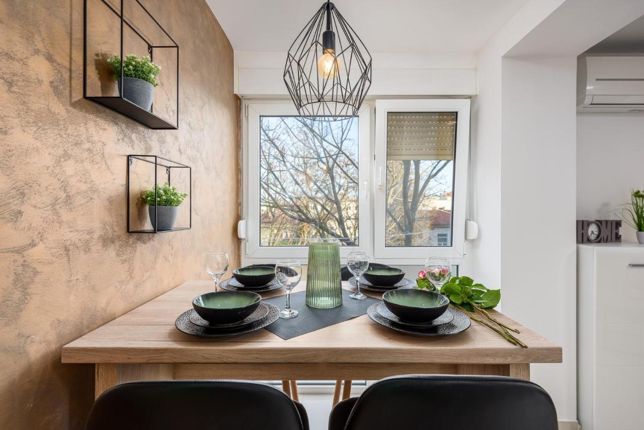 Apartment S&M Heart Of PUY 외부 사진