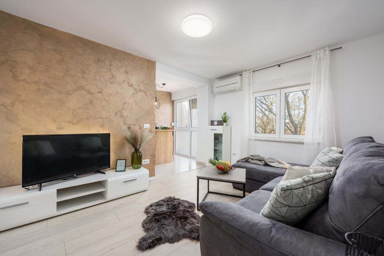 Apartment S&M Heart Of PUY 외부 사진