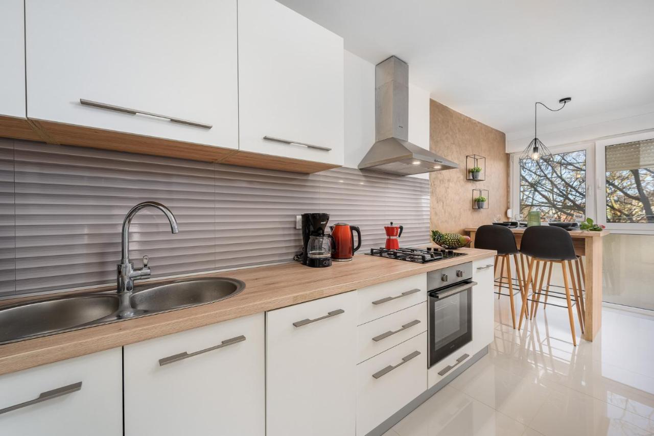 Apartment S&M Heart Of PUY 외부 사진