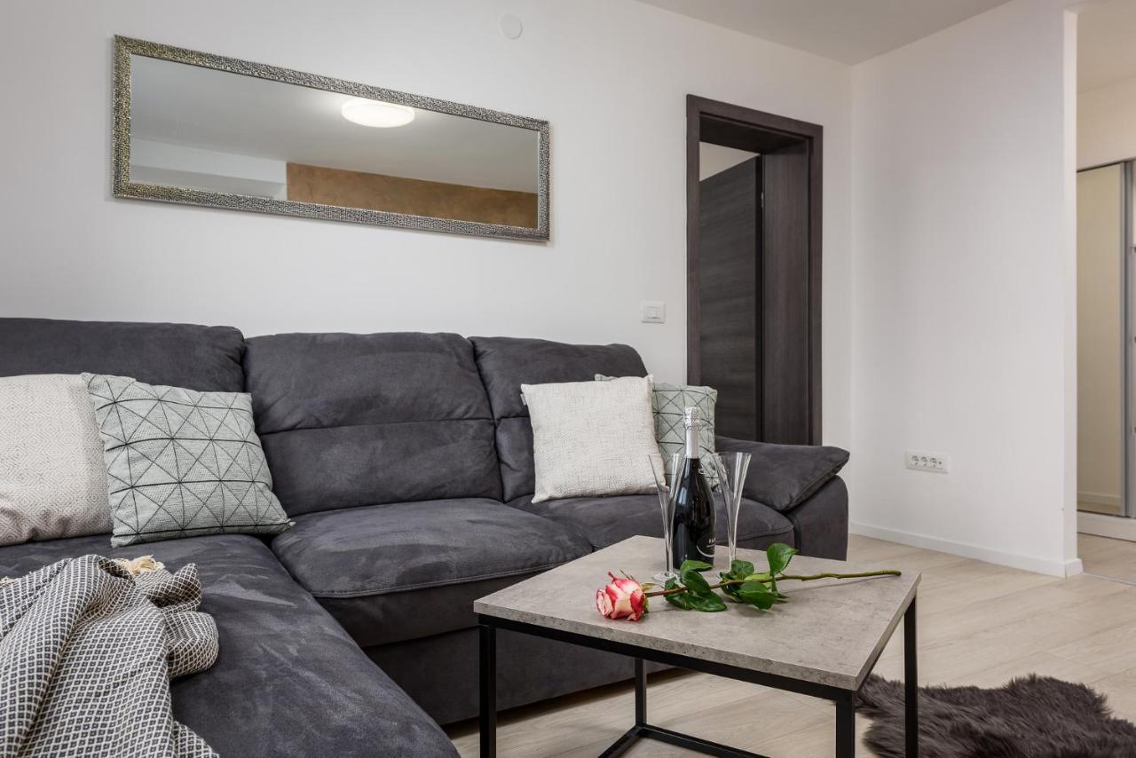 Apartment S&M Heart Of PUY 외부 사진