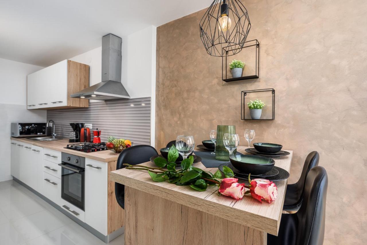 Apartment S&M Heart Of PUY 외부 사진