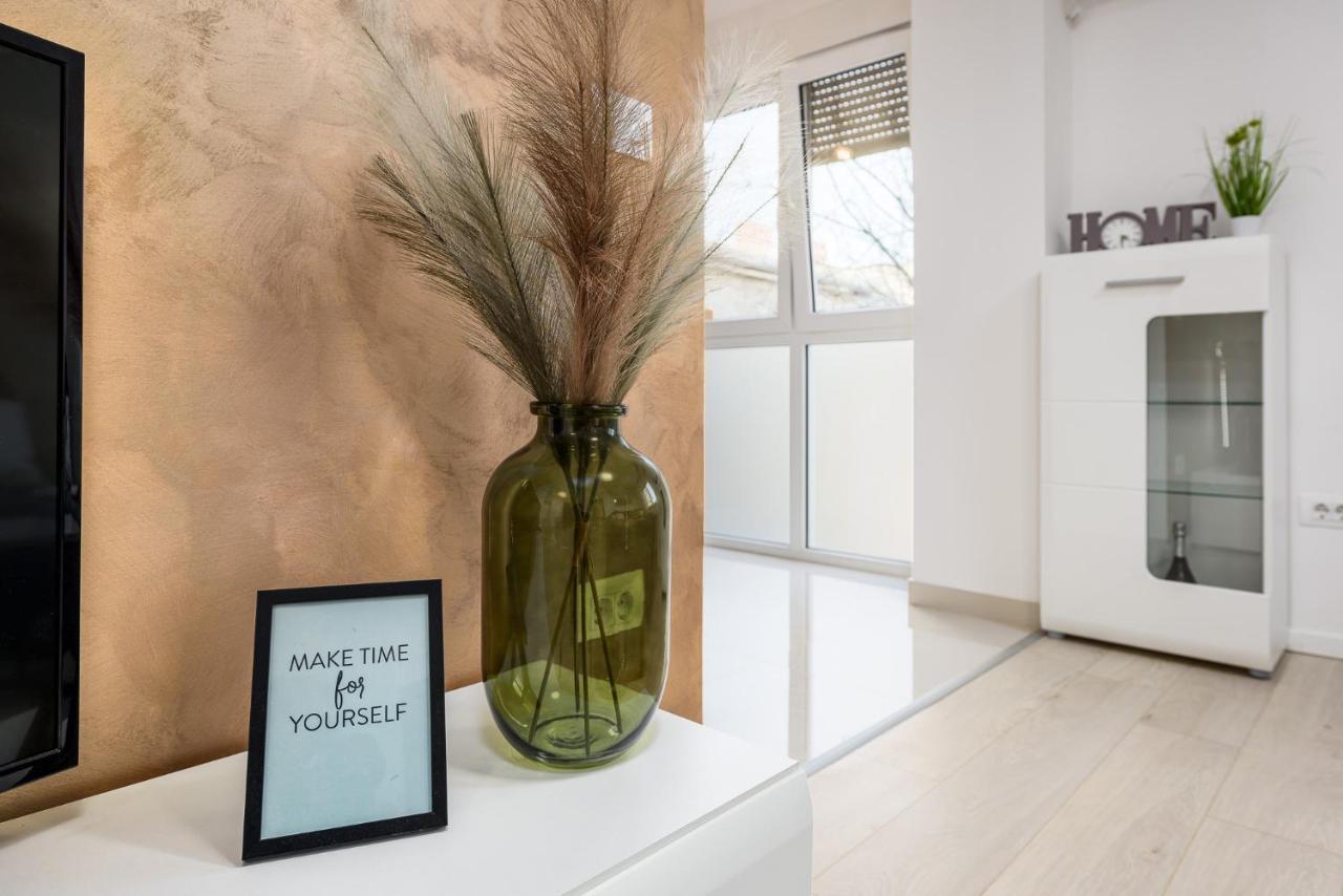 Apartment S&M Heart Of PUY 외부 사진
